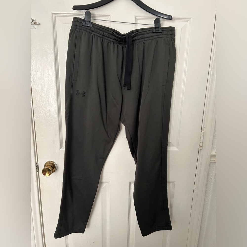 Under Armour Men's Olive green Athletic Joggers with Drawstring